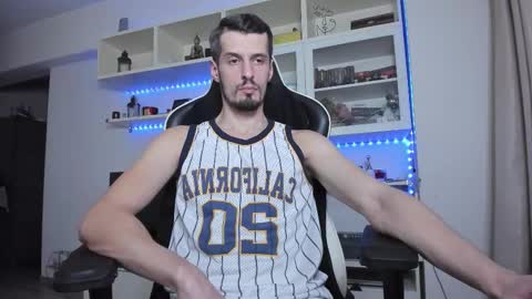 Snapshot of toddclaytonn chatting on November 30, 2025, 8:07 am Todd online show from November 30, 2025, 8:07 am