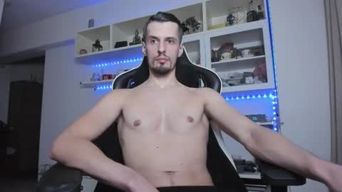 Snapshot of toddclaytonn chatting on December 13, 2025, 11:32 pm Todd online show from December 13, 2025, 11:32 pm