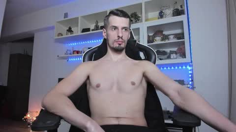 Snapshot of toddclaytonn chatting on December 14, 2025, 10:36 pm Todd online show from December 14, 2025, 10:36 pm