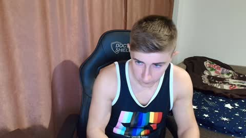 todhorny987 online show from January 10, 2025, 4:54 am