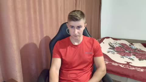 todhorny987 online show from March 3, 2025, 6:37 am