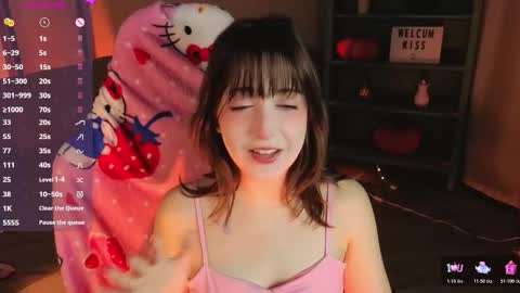 Snapshot of toffisoffi chatting on December 3, 2025, 10:24 am Soffi online show from December 3, 2025, 10:24 am