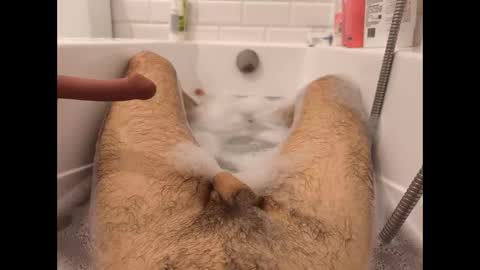 Snapshot of toja112 chatting on November 22, 2025, 8:41 pm Martin online show from November 22, 2025, 8:41 pm