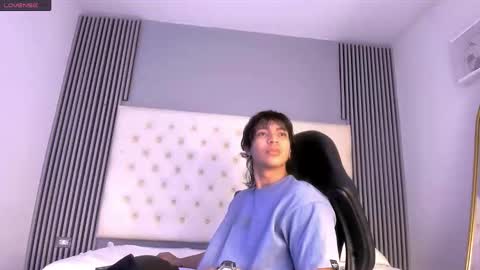 Snapshot of toji_lee chatting on November 17, 2025, 8:14 pm toji lee online show from November 17, 2025, 8:14 pm