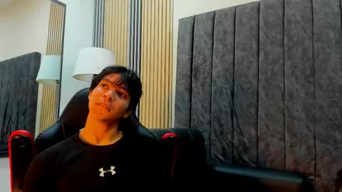 Snapshot of toji_lee chatting on December 18, 2025, 11:22 pm toji lee online show from December 18, 2025, 11:22 pm