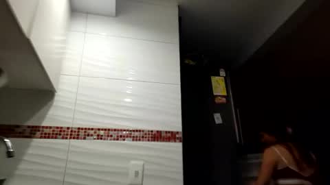 Snapshot of tokiio_petit chatting on December 14, 2025, 6:34 pm Tokio petit online show from December 14, 2025, 6:34 pm