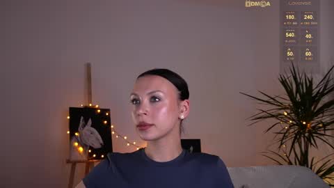 TOKKYYO online show from April 11, 2026, 6:01 pm