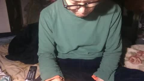 Snapshot of tokyo2024 chatting on November 16, 2025, 3:39 pm small man online show from November 16, 2025, 3:39 pm