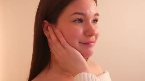  ALICE  online show from November 13, 2025, 4:06 pm