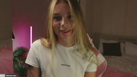 tokyo_n online show from January 23, 2025, 12:14 am