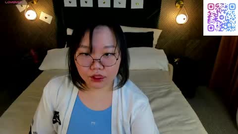 Snapshot of tokyodreamss chatting on April 22, 2026, 9:33 am tokyodreamss online show from April 22, 2026, 9:33 am