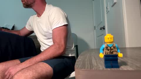 The Beekeeper online show from September 27, 2025, 9:42 pm