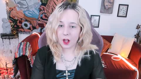 Snapshot of tollimoll chatting on January 13, 2025, 5:12 am Tolli Moll online show from January 13, 2025, 5:12 am