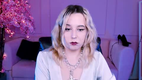 Snapshot of tollimoll chatting on January 18, 2025, 11:32 am Tolli Moll online show from January 18, 2025, 11:32 am