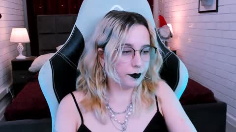 Snapshot of tollimoll chatting on January 20, 2025, 11:24 am Tolli Moll online show from January 20, 2025, 11:24 am