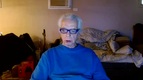 tom112292014 online show from February 9, 2025, 4:07 pm