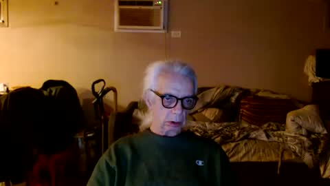 tom112292014 online show from November 14, 2025, 4:22 am