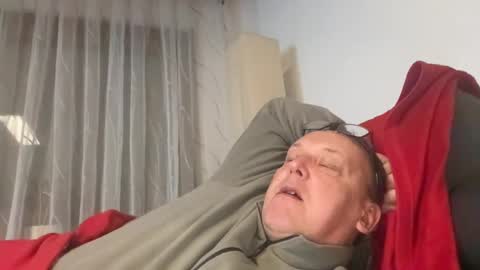 Snapshot of tom6644 chatting on January 3, 2025, 6:14 pm Tom online show from January 3, 2025, 6:14 pm