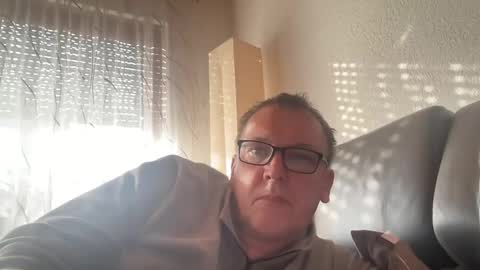 Snapshot of tom6644 chatting on February 8, 2025, 9:35 am Tom online show from February 8, 2025, 9:35 am