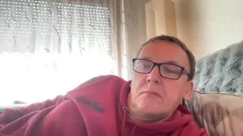 Tom online show from April 3, 2026, 1:42 pm