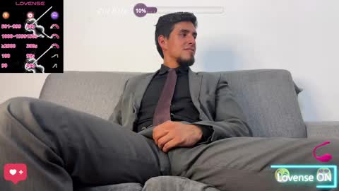 Snapshot of tom_blunt96 chatting on April 30, 2026, 8:57 pm TOM online show from April 30, 2026, 8:57 pm