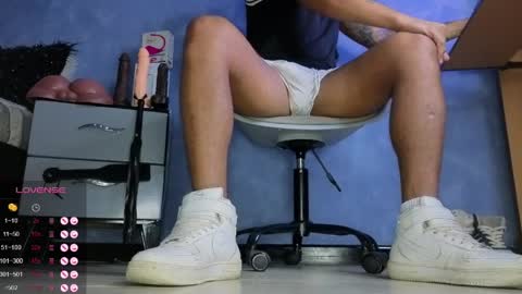 Tom online show from April 10, 2026, 11:26 am