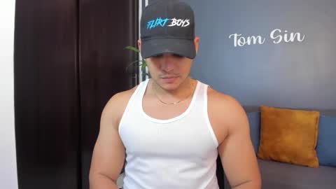 Tom Sin online show from January 20, 2025, 9:22 pm