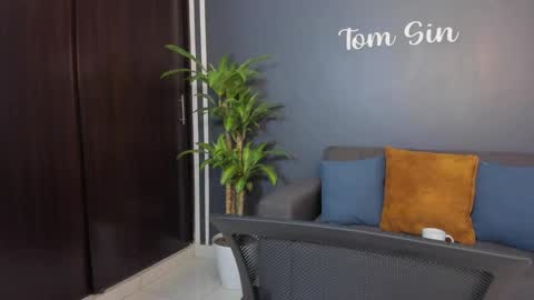 Tom Sin online show from January 21, 2025, 8:00 pm