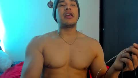 Tom Sin online show from March 1, 2026, 5:37 pm