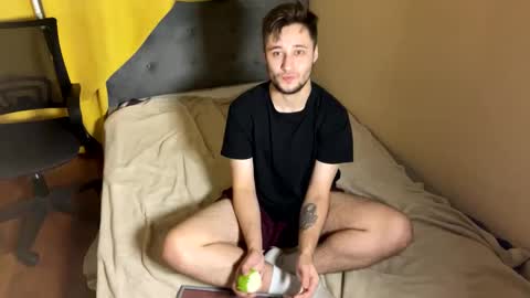 Snapshot of tomas_grey chatting on December 6, 2024, 8:18 pm Tomas Grey online show from December 6, 2024, 8:18 pm