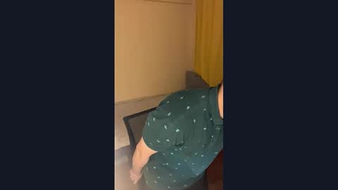 Snapshot of tomas_grey chatting on December 19, 2024, 9:28 pm Tomas Grey online show from December 19, 2024, 9:28 pm