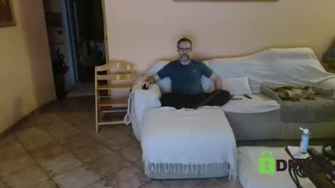 Snapshot of tomasmilian77 chatting on November 21, 2025, 11:14 pm Tomas Milian online show from November 21, 2025, 11:14 pm