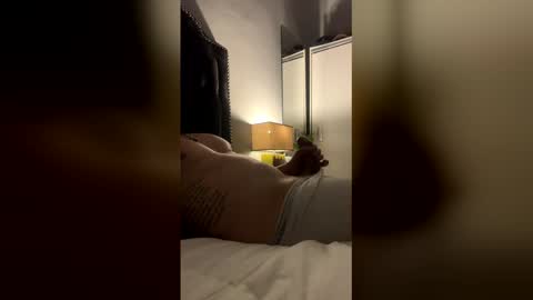 tomassshelby online show from March 22, 2026, 4:05 am