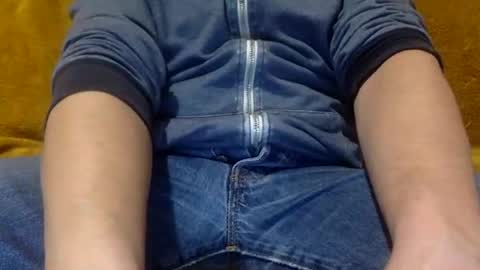 tombi125 online show from February 16, 2026, 6:15 pm