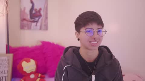 Snapshot of tomboy_tommy chatting on July 6, 2026, 12:57 pm Tommy online show from July 6, 2026, 12:57 pm