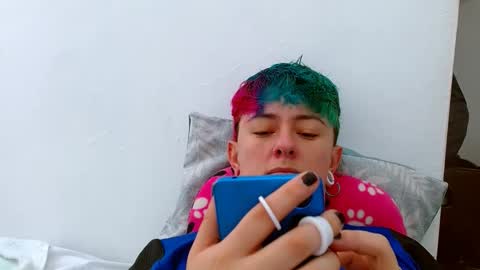 Snapshot of tomboyblue chatting on November 26, 2025, 1:45 pm Blue online show from November 26, 2025, 1:45 pm