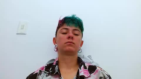 Snapshot of tomboyblue chatting on December 15, 2025, 4:22 pm Blue online show from December 15, 2025, 4:22 pm