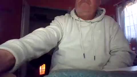 tomcat4848 online show from October 12, 2025, 11:42 am