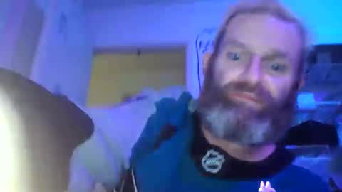 Snapshot of tomfrummyspace chatting on October 21, 2025, 3:18 am tomfrummyspace online show from October 21, 2025, 3:18 am