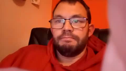 tomlaw1991 online show from October 29, 2025, 6:31 pm