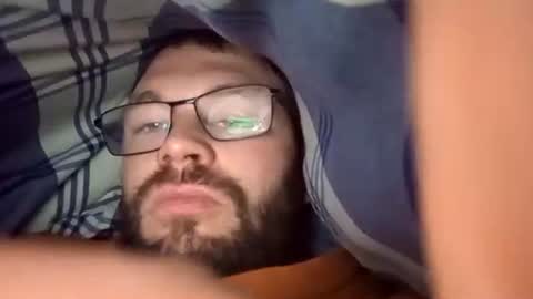 tomlaw1991 online show from November 17, 2025, 8:25 pm