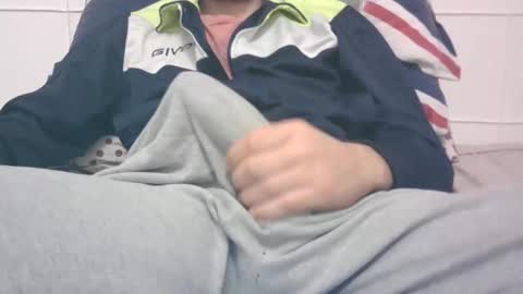 Snapshot of tommaso9046 chatting on February 16, 2025, 3:48 pm tommaso9046 online show from February 16, 2025, 3:48 pm