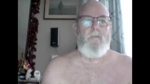 Tommie online show from January 11, 2025, 4:46 pm