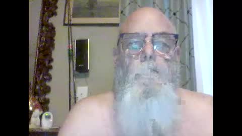 Tommie online show from October 3, 2025, 11:40 am