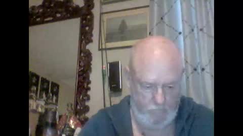 Tommie online show from October 20, 2025, 11:54 am