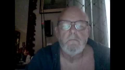 Tommie online show from October 25, 2025, 12:13 pm