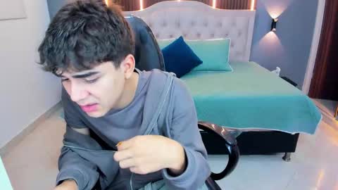 Tommy  online show from March 1, 2026, 3:19 am