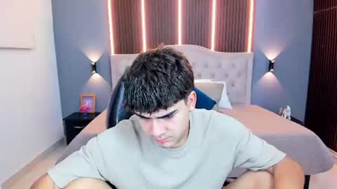 Snapshot of tommy18__ chatting on June 20, 2026, 3:20 am Tommy online show from June 20, 2026, 3:20 am