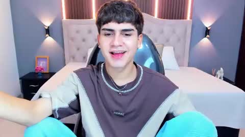 Snapshot of tommy18__ chatting on June 21, 2026, 3:09 am Tommy online show from June 21, 2026, 3:09 am