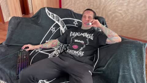 Tommy and Katana online show from January 28, 2025, 9:30 am